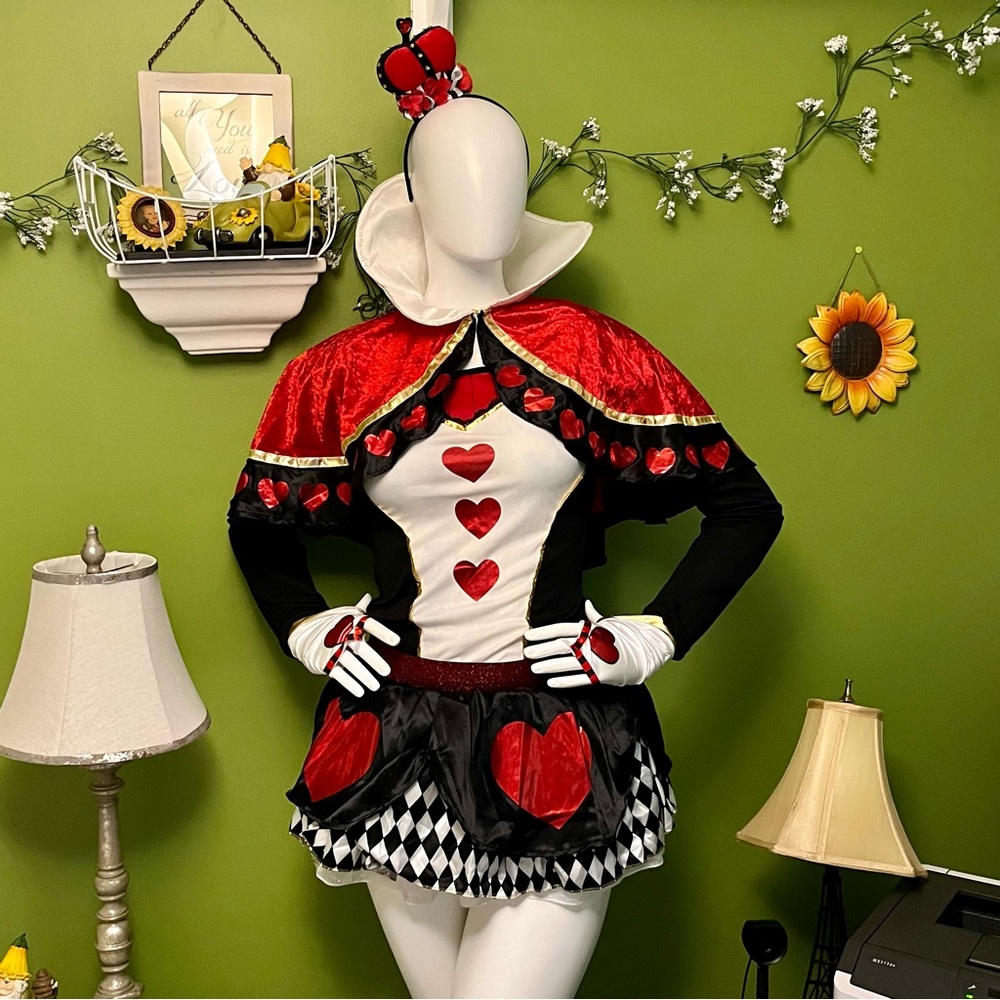 Queen of Hearts Costume